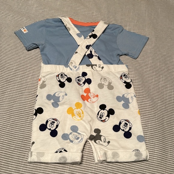 Disney baby overall outfit 3-6 months - Picture 2 of 6